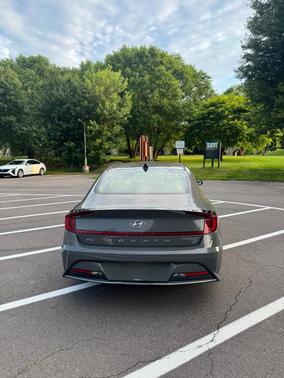 Gray 2021 Hyundai SONATA SE
