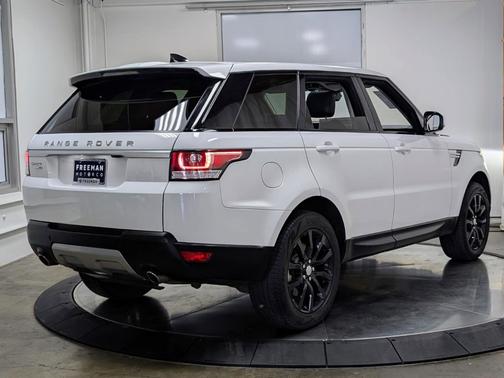 White 2017 Land Rover Range Rover Sport 3.0L Supercharged HSE