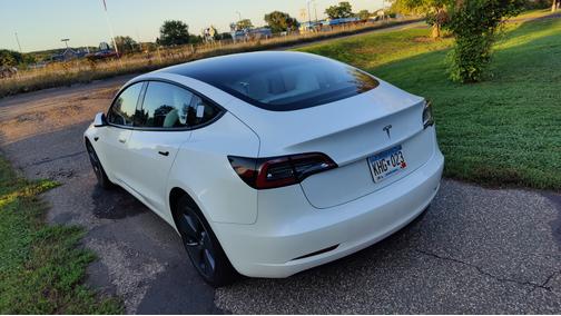 2023 Tesla Model 3 Base