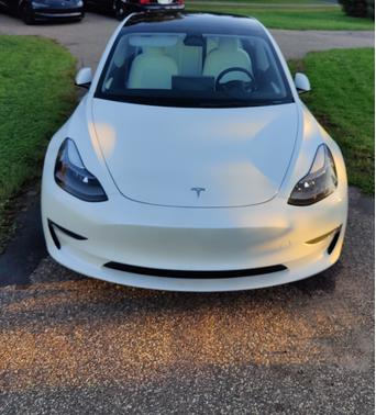 2023 Tesla Model 3 Base