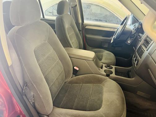 Red 2003 Ford Explorer XLT