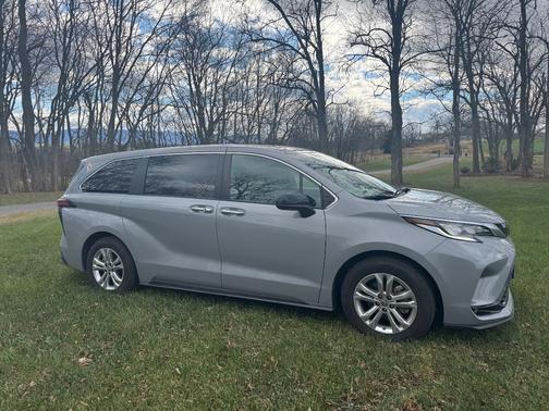 2023 Toyota Sienna XSE