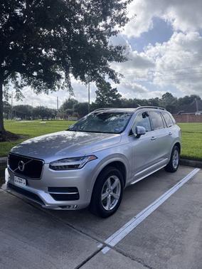 2018 Volvo XC90 T5 Momentum