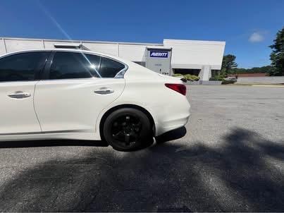 White 2016 INFINITI Q50 3.0T Premium