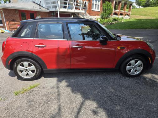 2016 MINI Hardtop Cooper