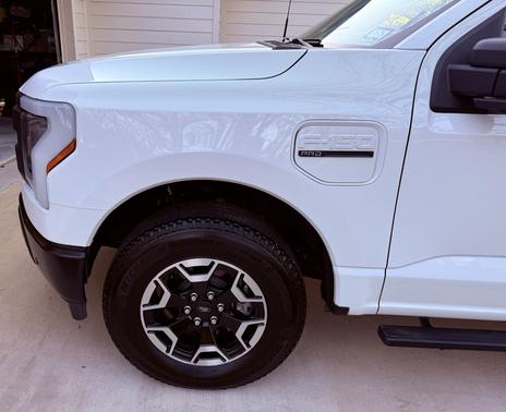 White 2022 Ford F-150 Lightning Pro