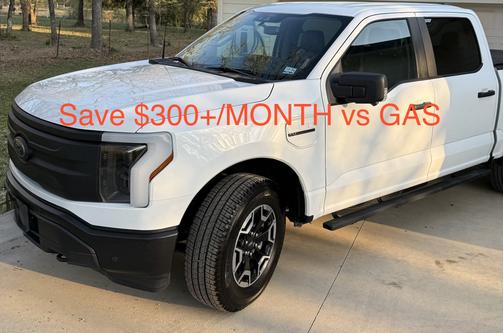 White 2022 Ford F-150 Lightning Pro