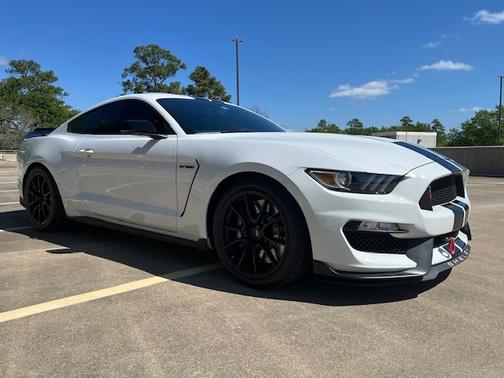 White 2019 Ford Shelby GT350 Base