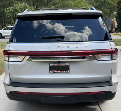 White 2024 Lincoln Navigator Reserve