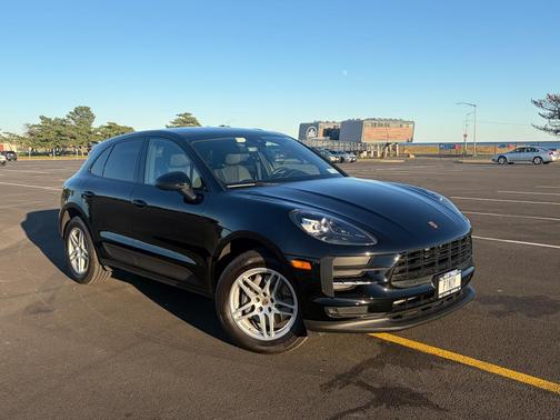 Black 2021 Porsche Macan Macan