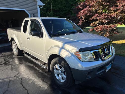 Silver 2012 Nissan Frontier SV