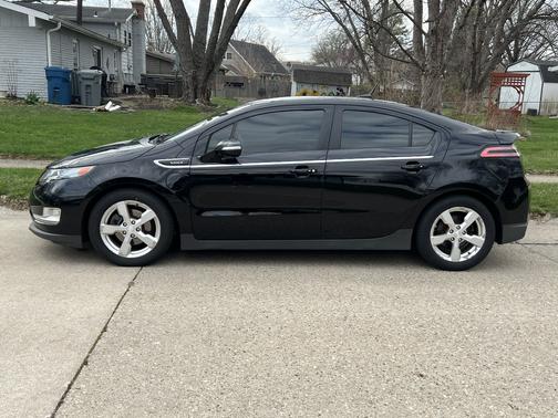 Black 2012 Chevrolet Volt Base