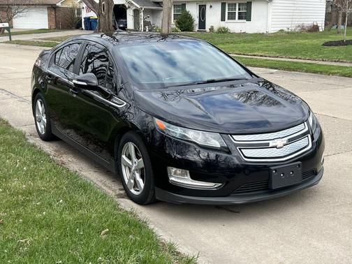 Black 2012 Chevrolet Volt Base