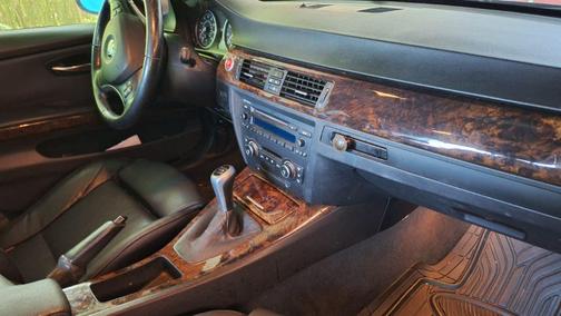 Black 2008 BMW 328 i