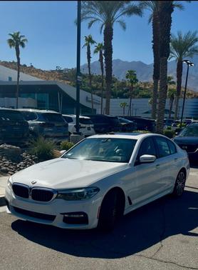 White 2019 BMW 540 i