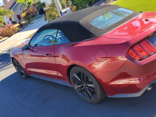 2017 Ford Mustang EcoBoost Premium