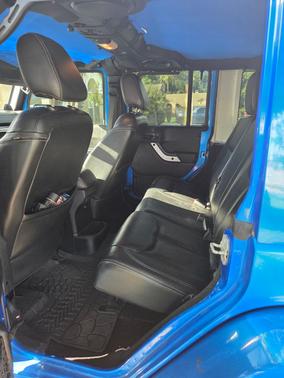 2014 Jeep Wrangler Unlimited Polar Edition