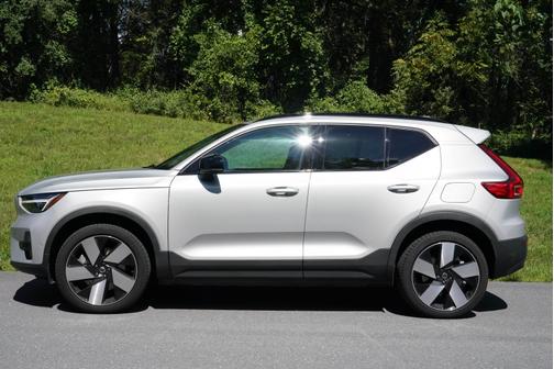 Silver 2023 Volvo XC40 Recharge Pure Electric Ultimate