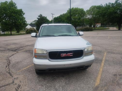 2005 GMC Yukon XL 1500 SLT