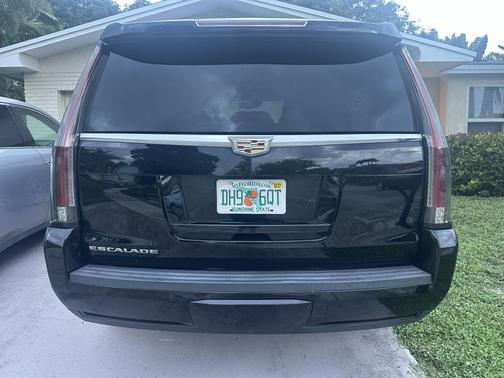 Black 2015 Cadillac Escalade Luxury