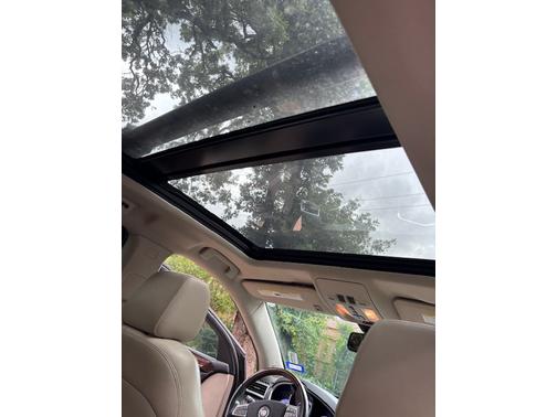 2011 Cadillac SRX Luxury Collection