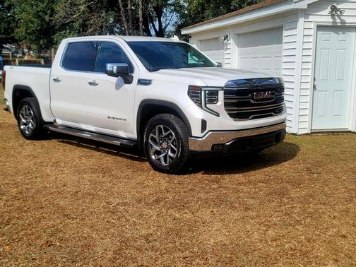2024 GMC Sierra 1500 SLT