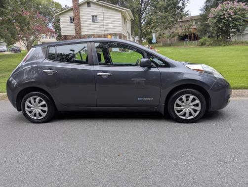 2013 Nissan Leaf S