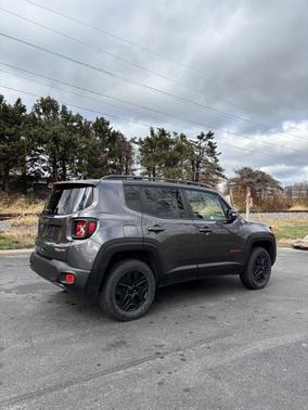 2018 Jeep Renegade Trailhawk