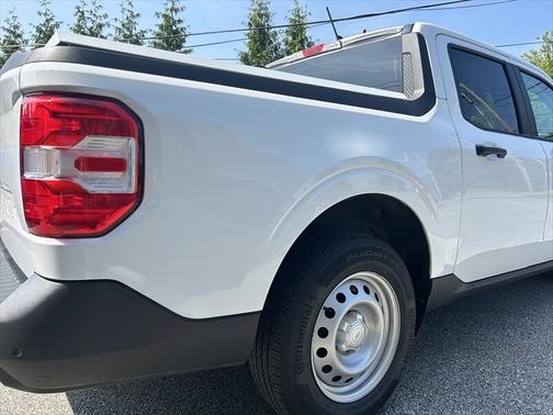 2022 Ford Maverick XL