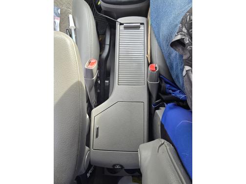 2006 Saturn Vue Base