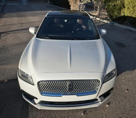 White 2017 Lincoln Continental Reserve