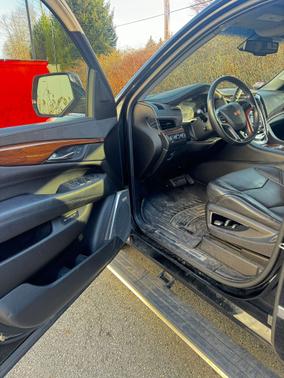 2016 Cadillac Escalade ESV Premium