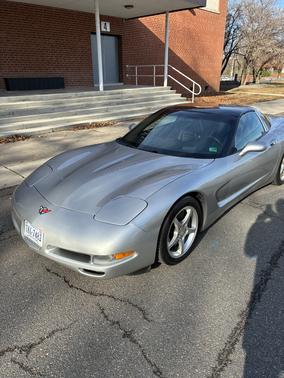 2004 Chevrolet Corvette Base