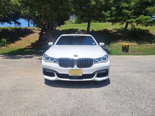 2019 BMW 750 i xDrive