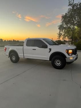 White 2023 Ford F-150 XL