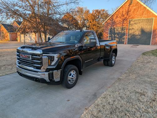 2024 GMC Sierra 3500 SLE