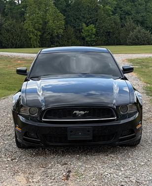 Black 2014 Ford Mustang V6