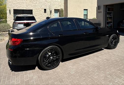 Black 2011 BMW 550 i