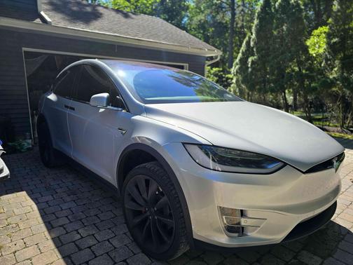 2016 Tesla Model X P90D