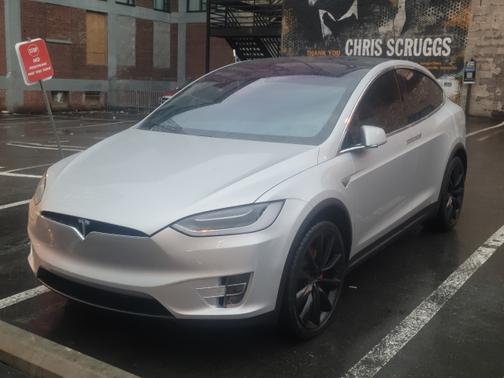 2016 Tesla Model X P90D