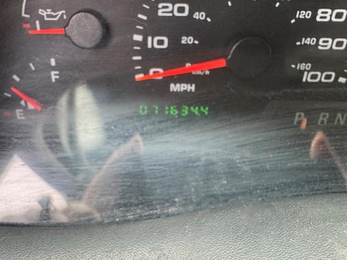 Gray 2004 Ford F-250 XL Super Duty