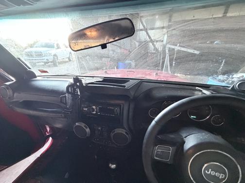 2012 Jeep Wrangler Unlimited Sport RHD