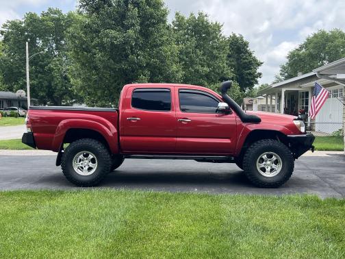 2015 Toyota Tacoma Base
