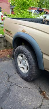 Gold 2004 Toyota Tacoma Xtracab