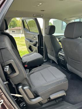 2018 Chevrolet Traverse LT Cloth