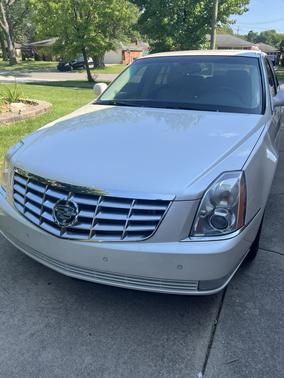 2007 Cadillac DTS Luxury