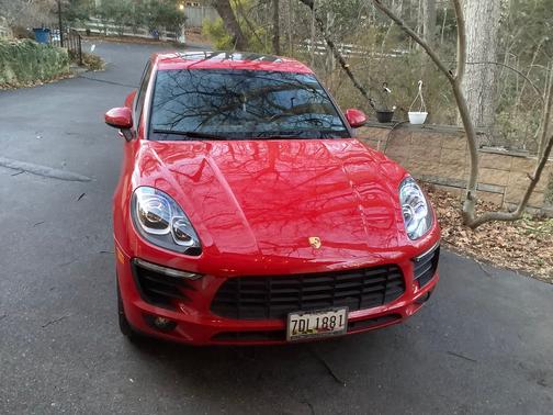 2018 Porsche Macan Macan
