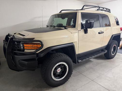 Beige 2010 Toyota FJ Cruiser Base