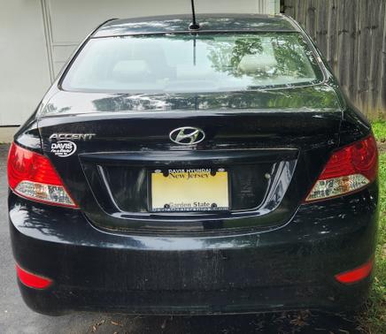 2012 Hyundai Accent GLS