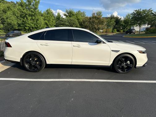 2023 Honda Accord Hybrid Sport-L